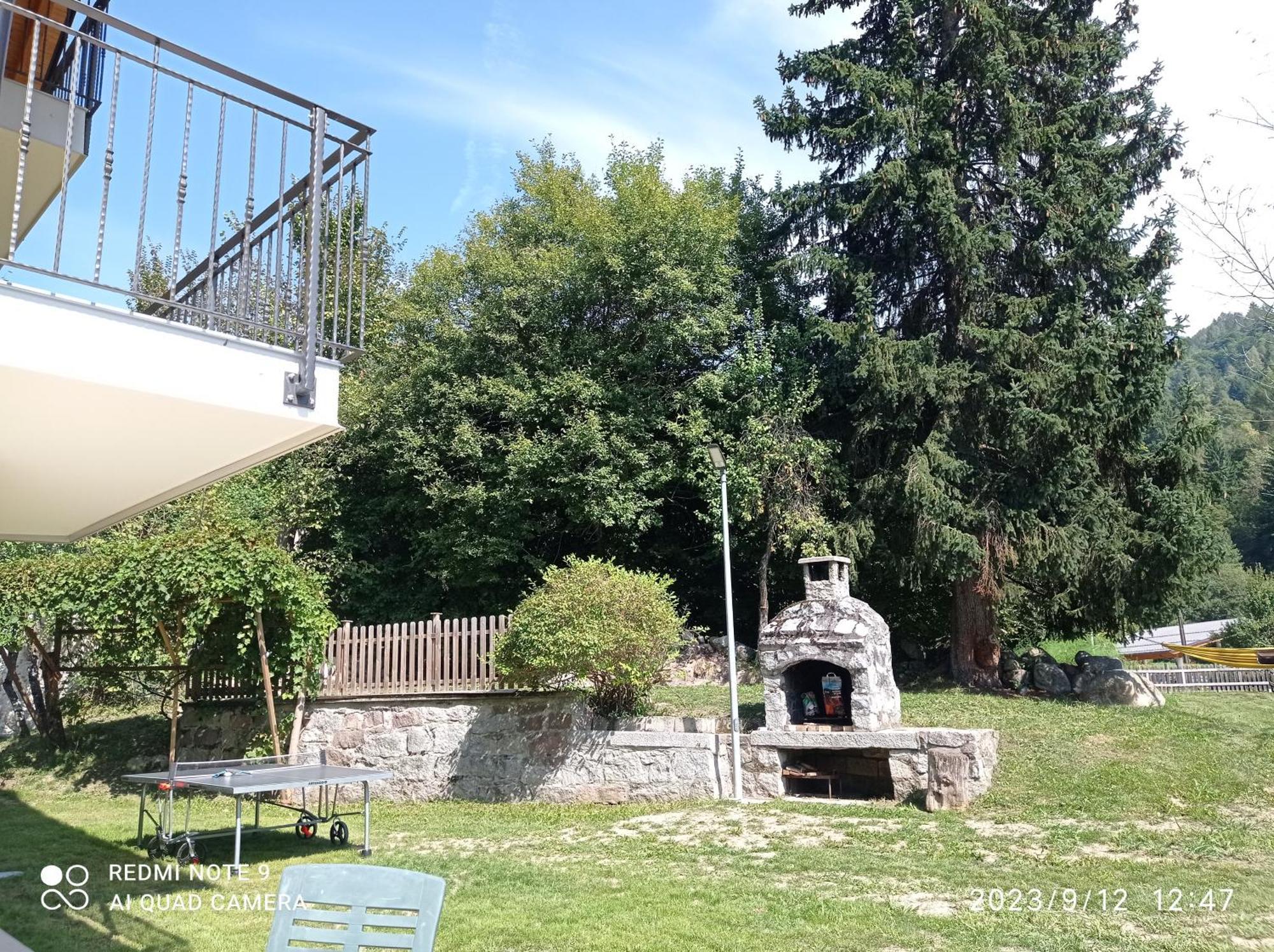 Baita Figliezzi Castello Tesino Exteriör bild